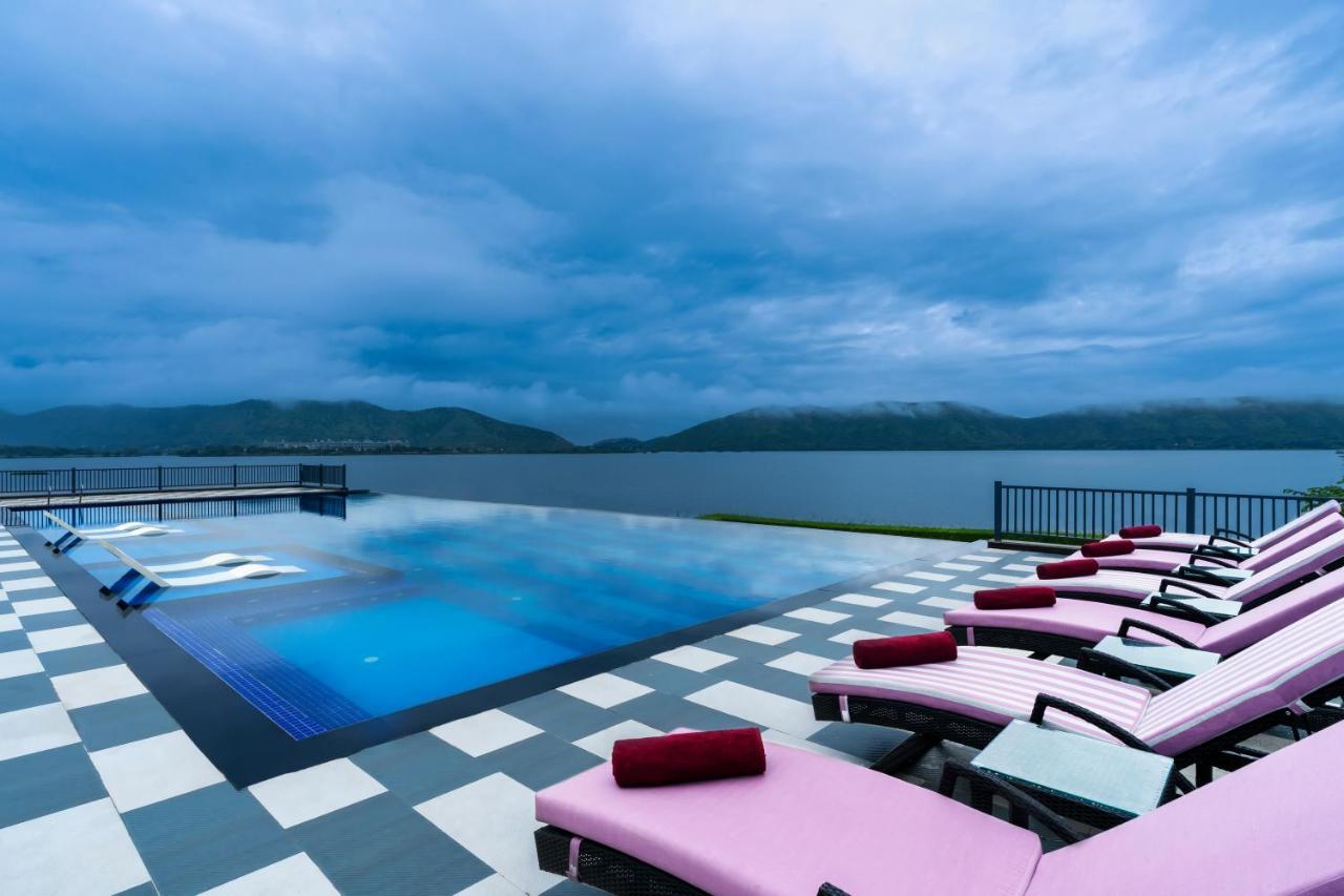 'Zana' Lakeview Resort - Most Scenic Lakeside Resort Udaipur Exterior photo